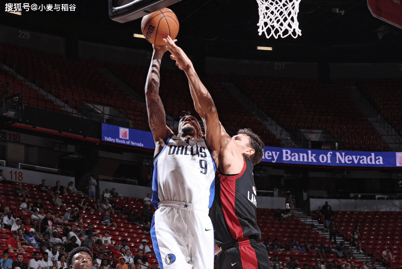 开云注册-德约科维奇新星险胜表现突出，独行侠前途光明！-开云注册